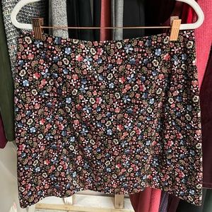 Loft velvet floral mini skirt